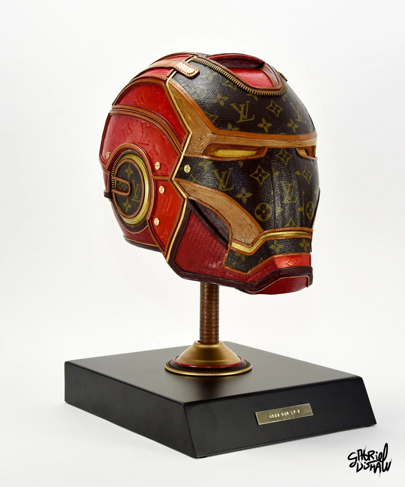 Gabriel-Dishaw-Iron-man-lv-8-upcycled-luxury-comic-series-marvel-34.jpg