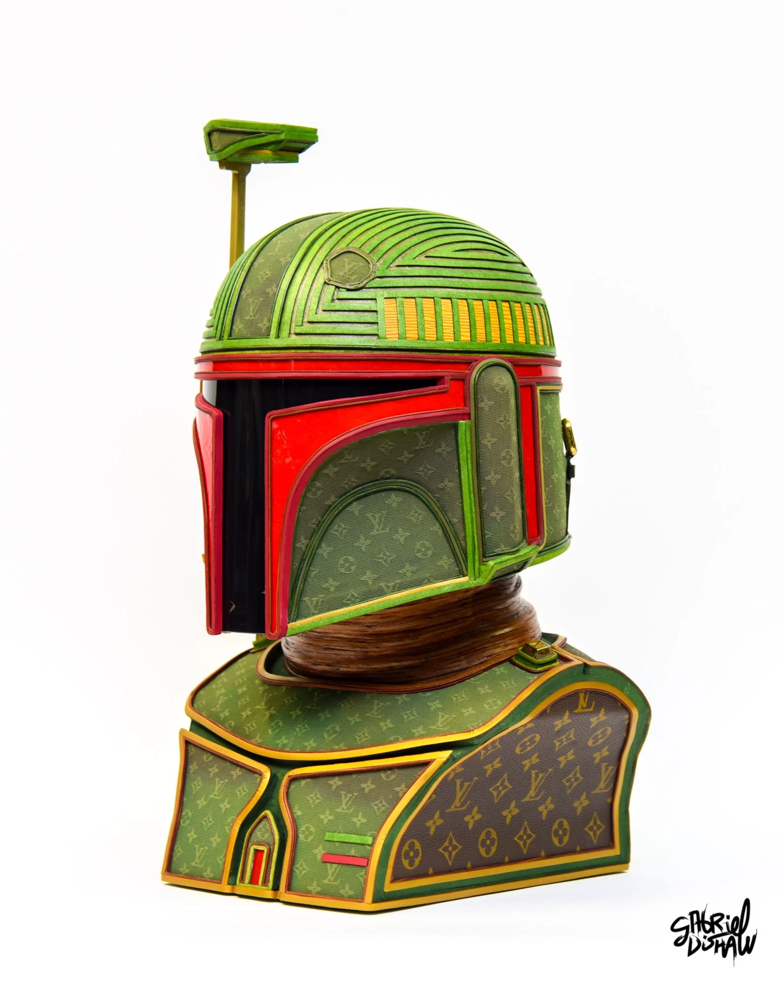 Gabriel-dishaw-luxe-fett-boba-fett-luxury-star-wars-upcycled-cosplay-helmet-18.jpg