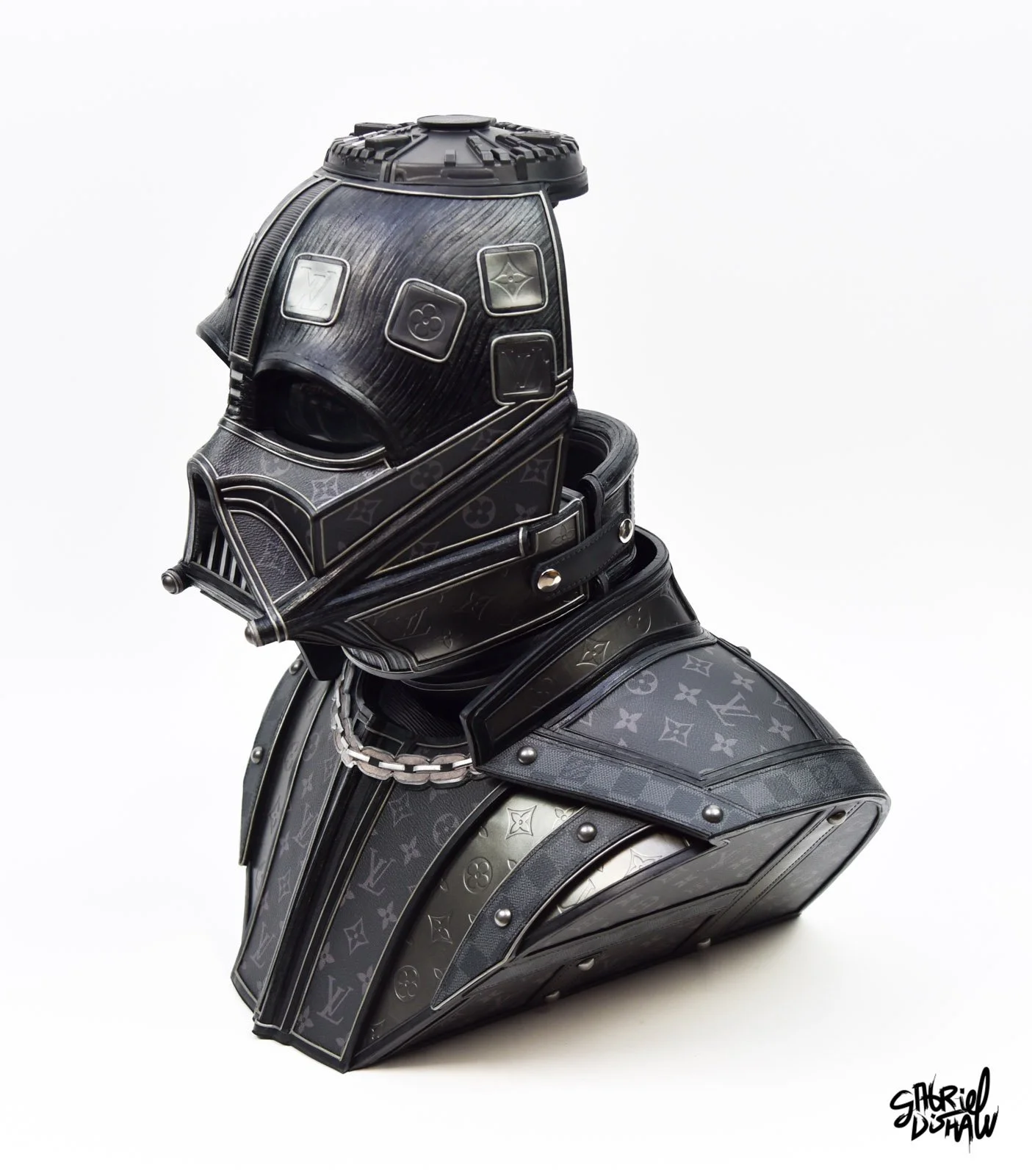 Gabriel-Dishaw-dark-side-couture-shadow-of-the-empire-darth-vader-star-wars-sculpture--54.jpg