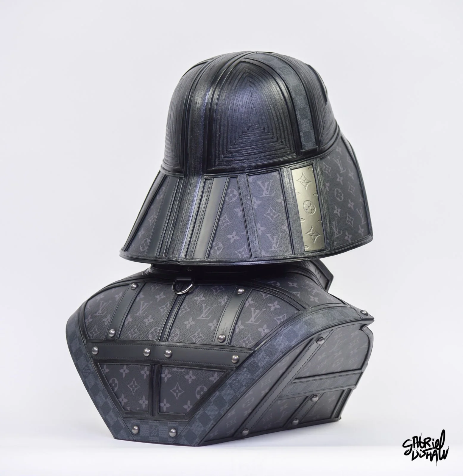 Gabriel-Dishaw-dark-side-couture-shadow-of-the-empire-darth-vader-star-wars-sculpture--27.jpg