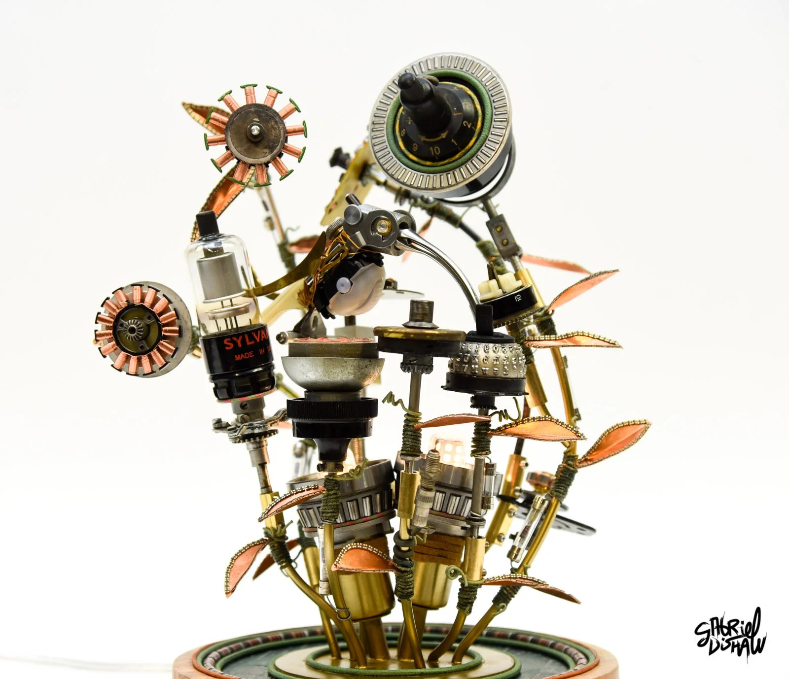 Circuit-garden-flower-upcycled-art-recycled-art-robot-humming-bird-10.jpg