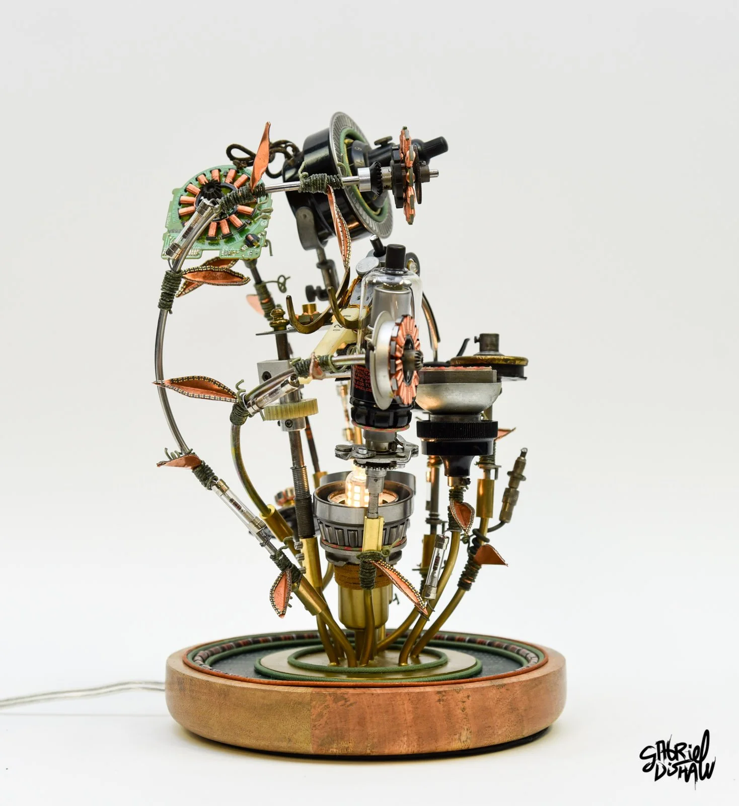 Circuit-garden-flower-upcycled-art-recycled-art-robot-humming-bird-5.jpg