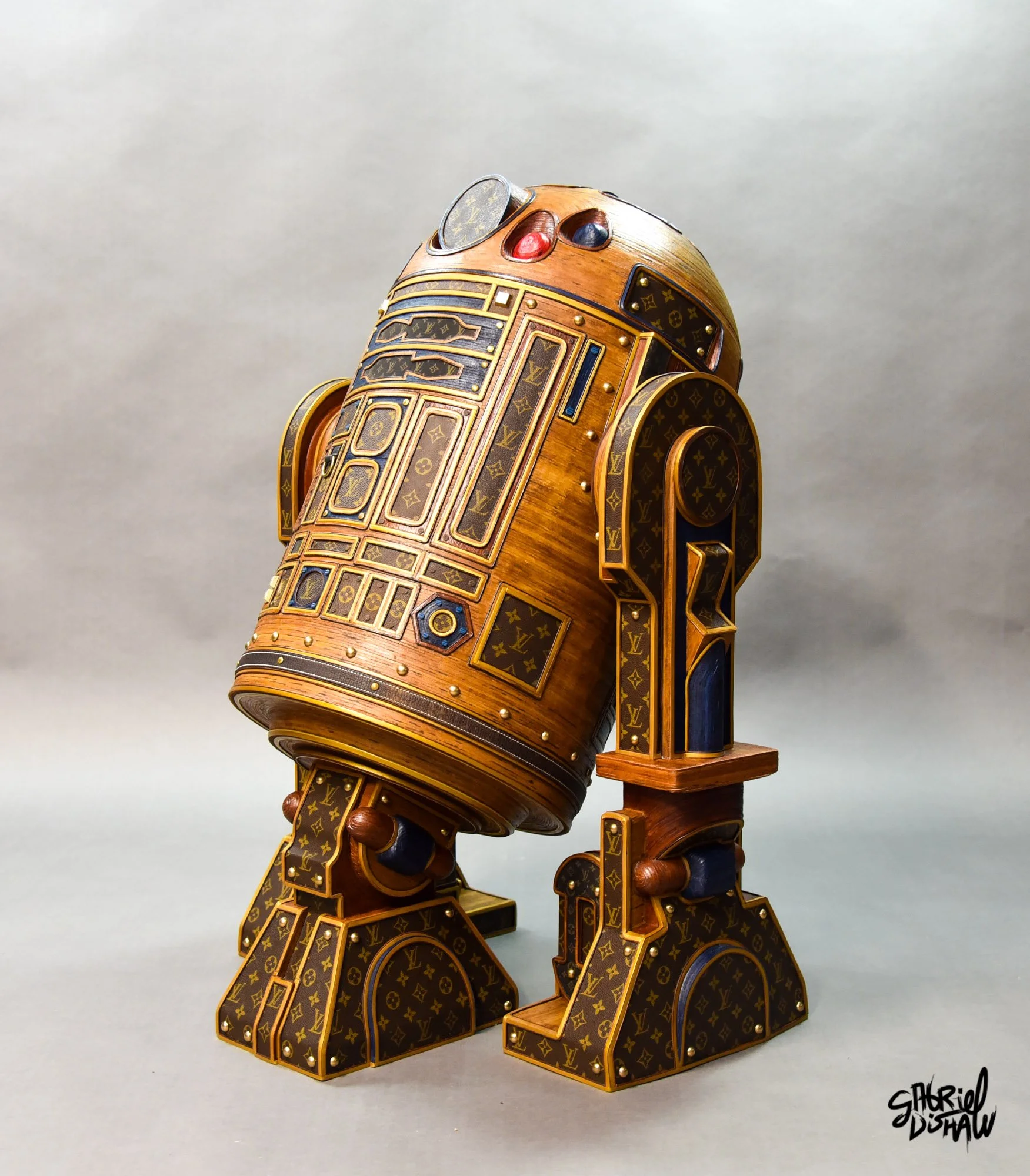 Gabriel-dishaw-r2-deluxe-r2d2-star-wars-luxury-art-droid-upcycled-29.jpg