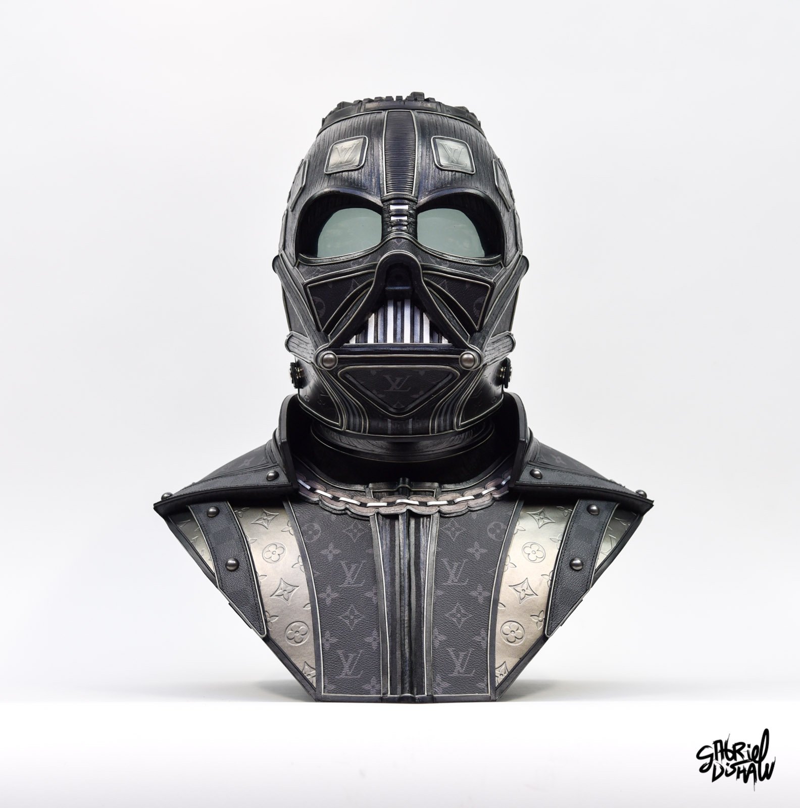 Gabriel-Dishaw-dark-side-couture-shadow-of-the-empire-darth-vader-star-wars-sculpture--72.jpg