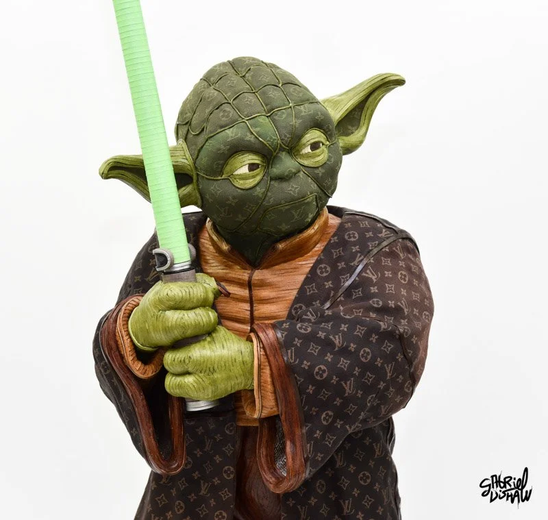 Master Yoda Luxe "Lightsaber"