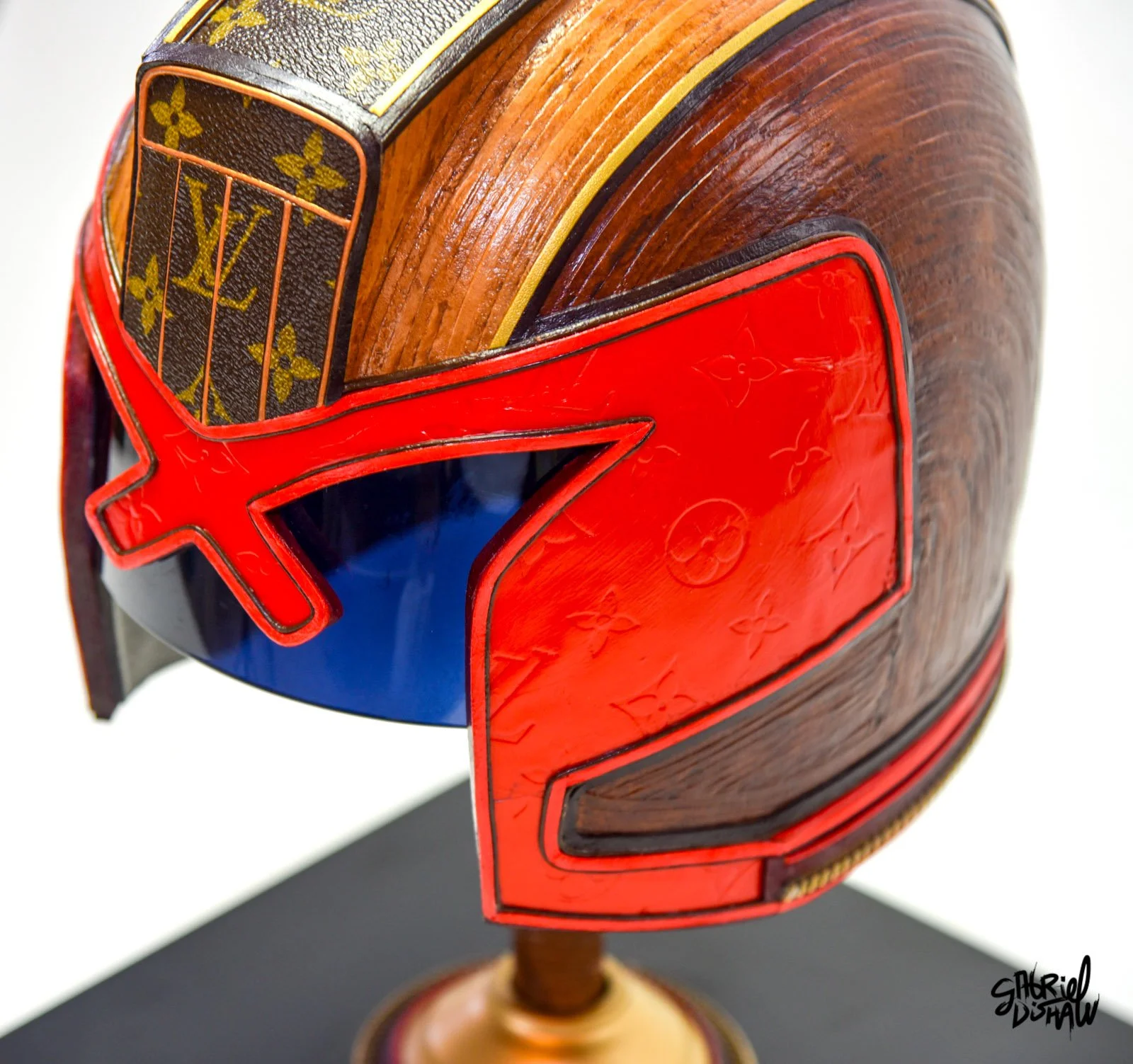 Gabriel-Dishaw-dredd-lv-judge-dredd-upcycled-luxury-comic-series--38.jpg