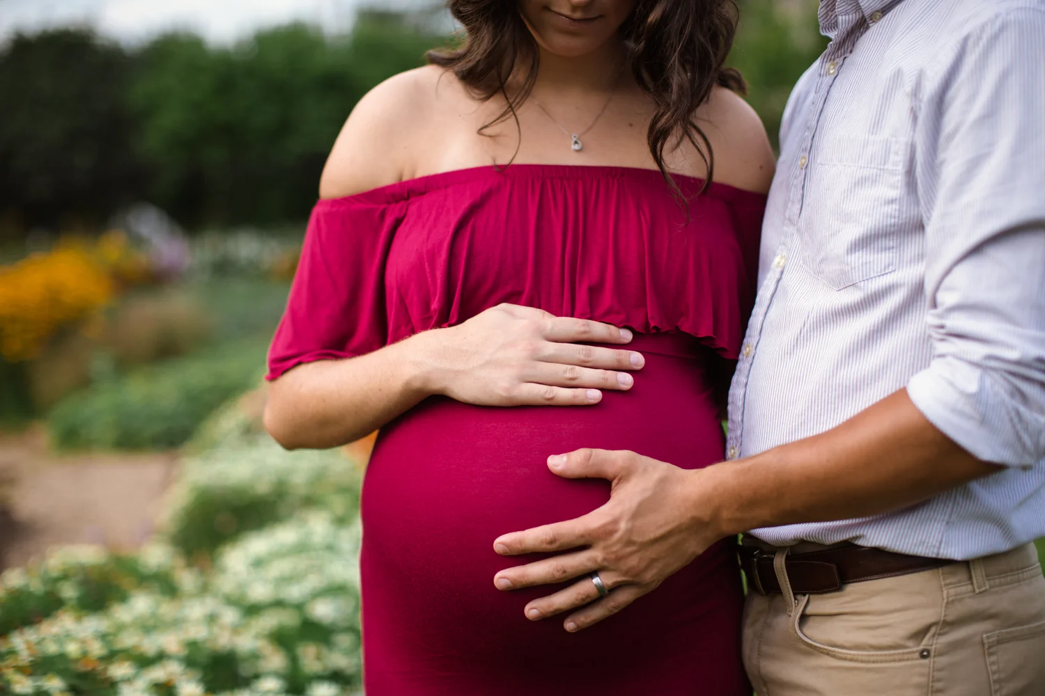Sally and Gary Maternity Session BLOG-5.jpg