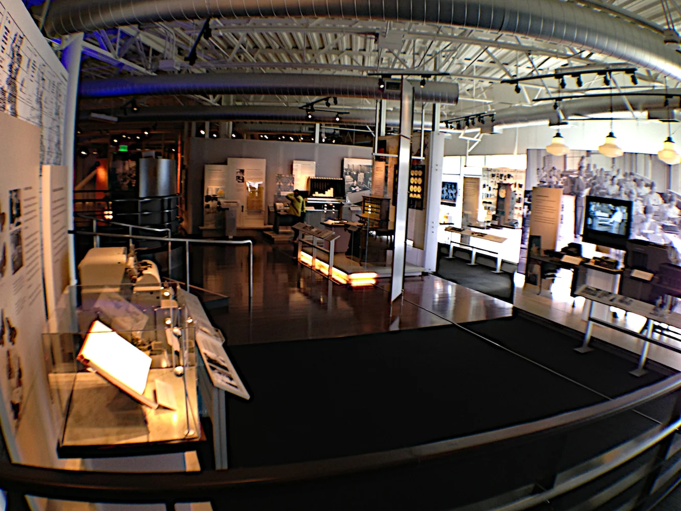 computer museum1.jpg