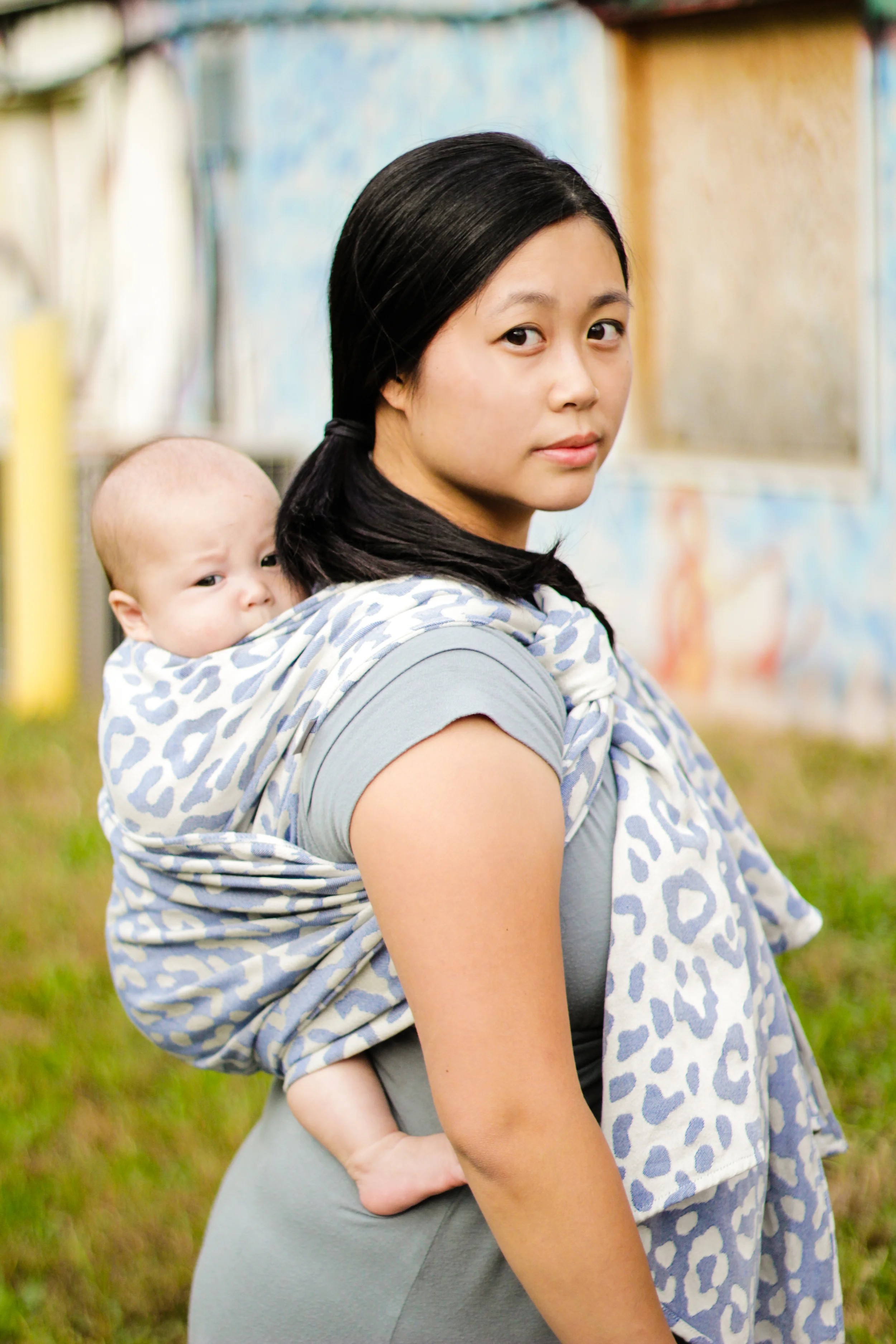 pavo baby wrap