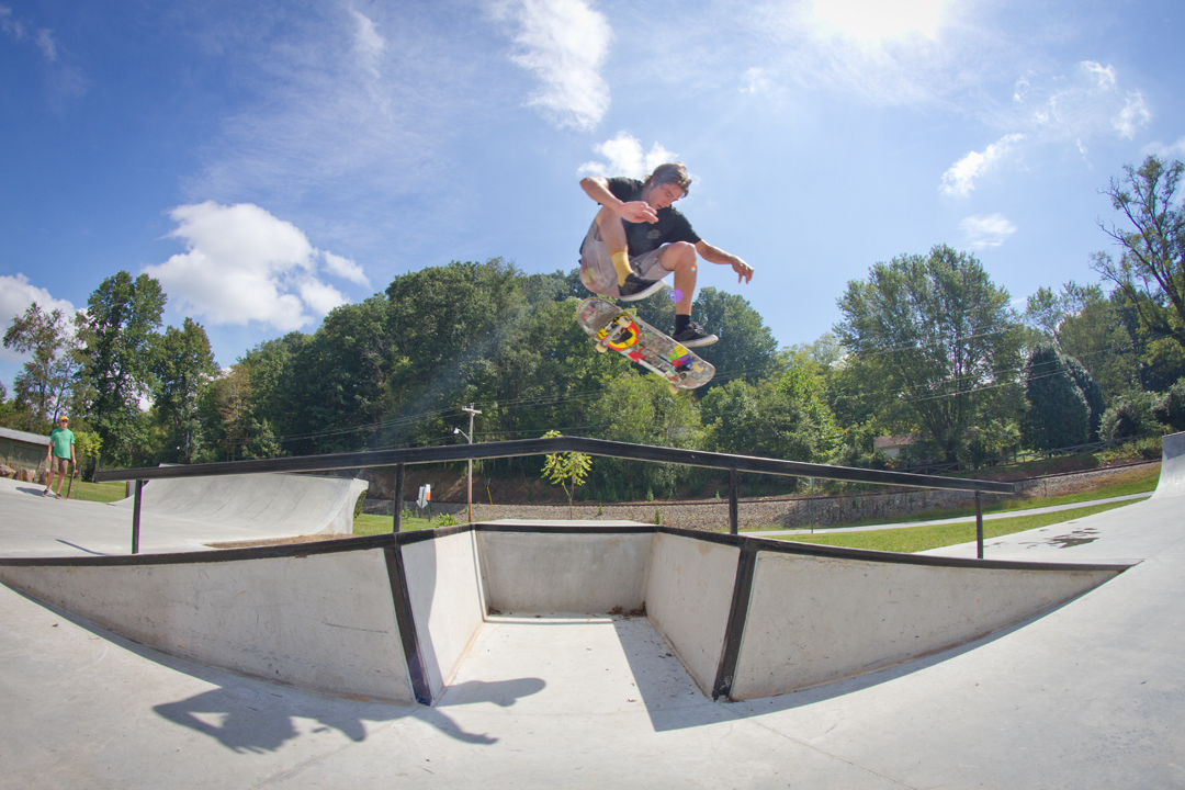 Wells Shaw - Nollie heel in Waynesville, NC.