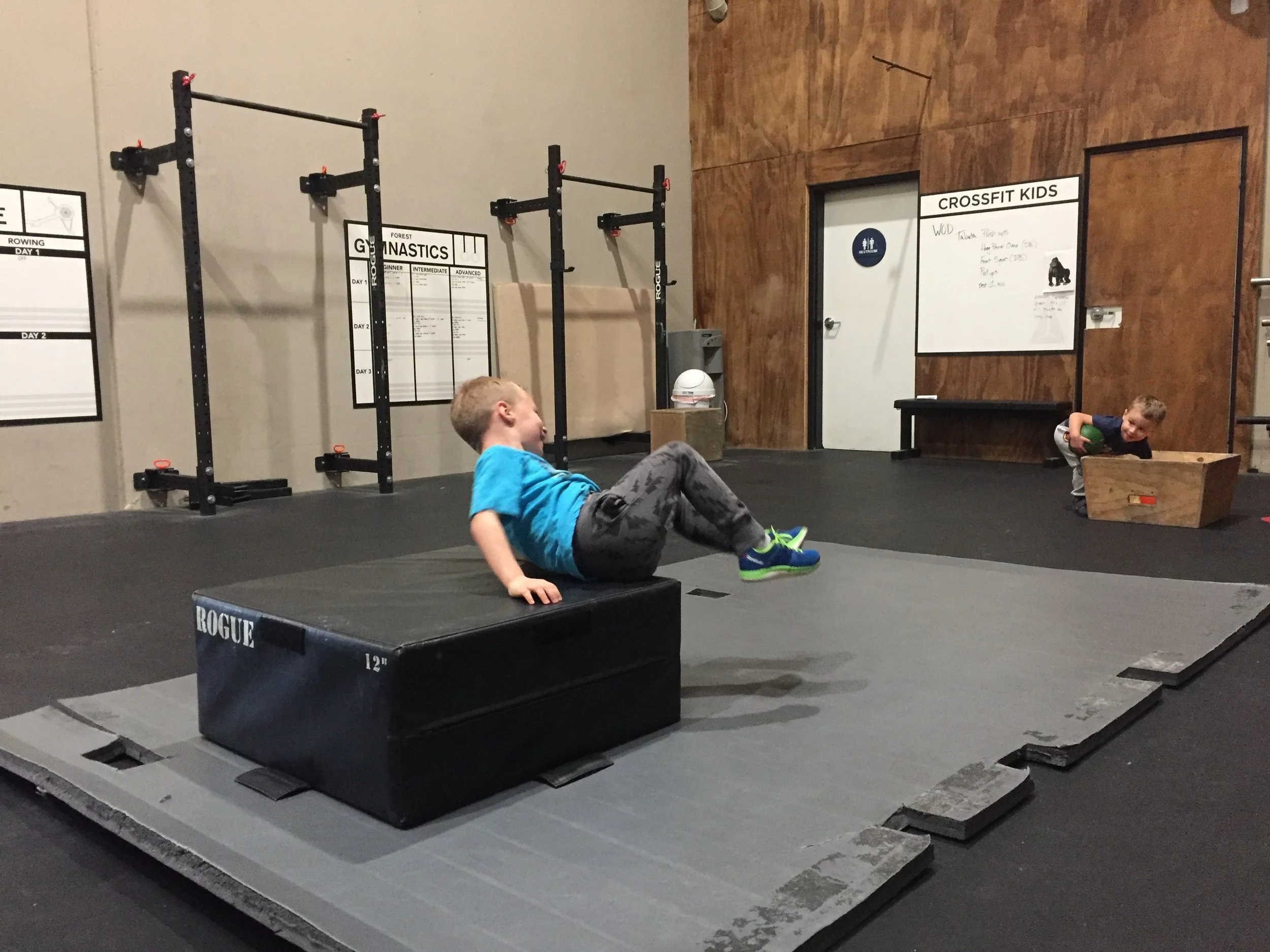 Deshalb Kleider Ingenieur box jump overs Hebel Hütte Agent