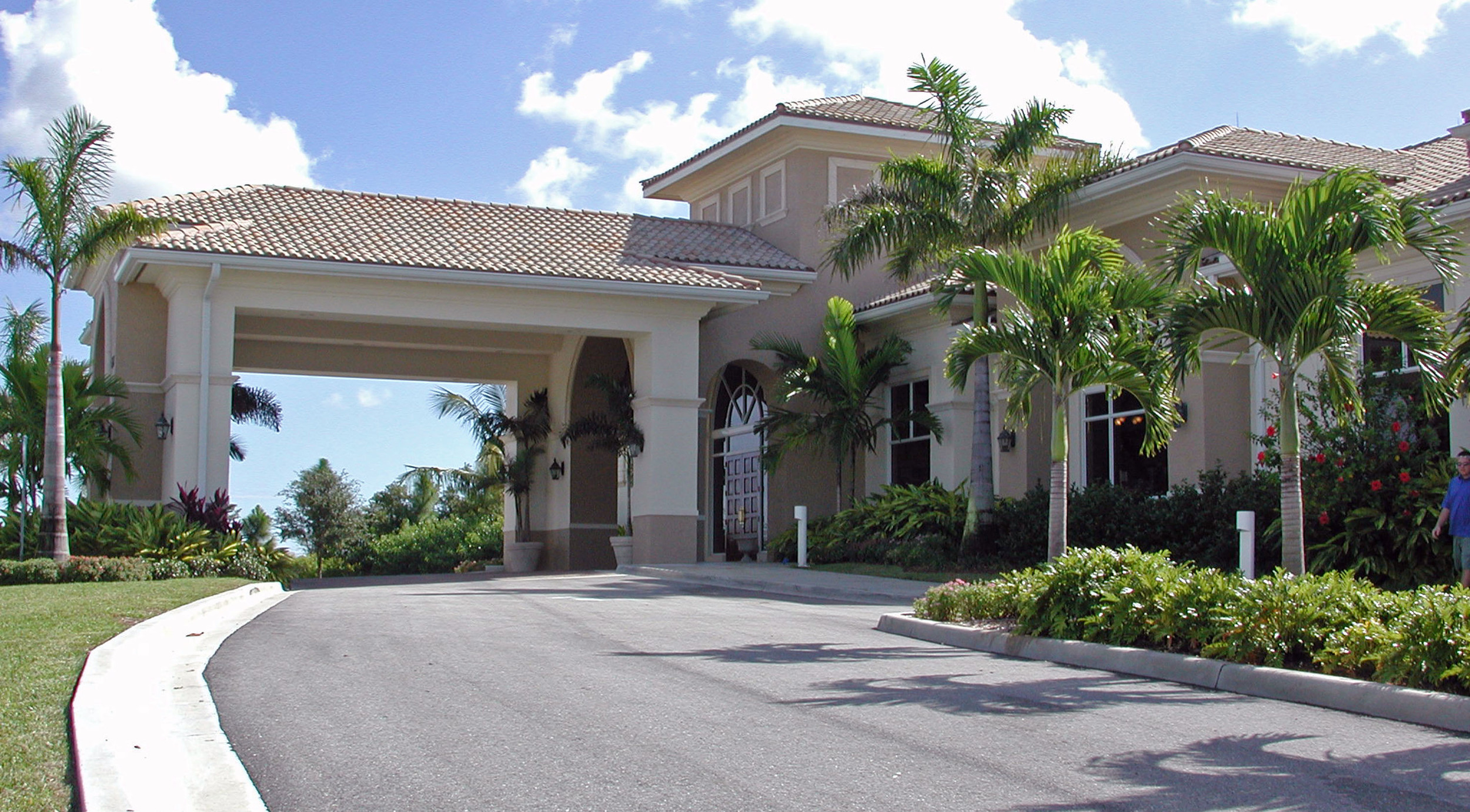 Abacoa Golf Clubhouse Jupiter Florida Entry Drive.jpg