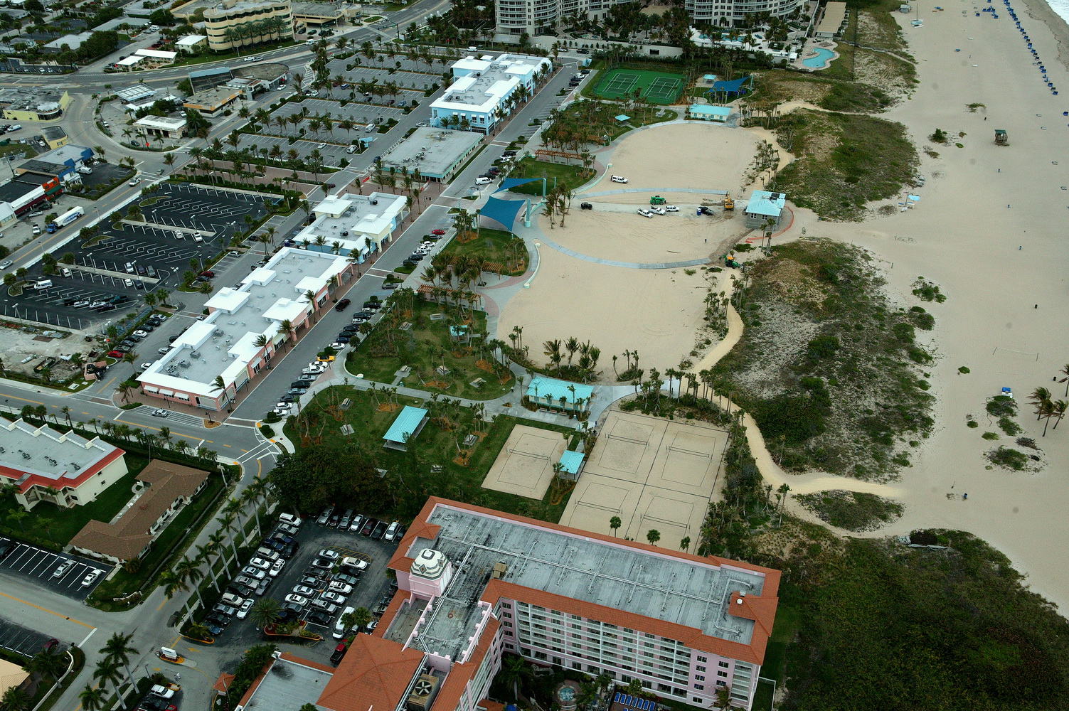 City of Riviera Beach Municipal Beach Park Ocean Mall Final Volley Ball Courts.JPG