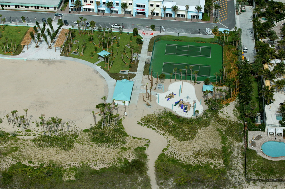 City of Riviera Beach Municipal Beach Park Ocean Mall Playground Construction.JPG