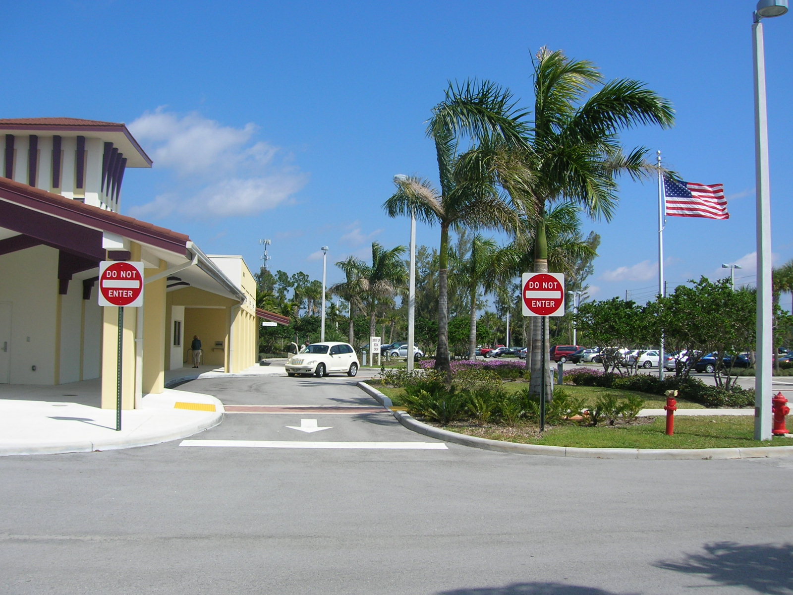 Palm Beach County West Boca Library Drop Off Landscping.JPG