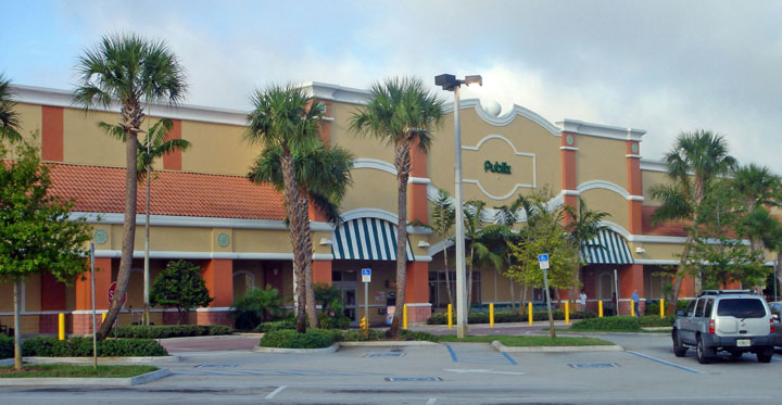 Publix Chasewood Plaza Jupiter Florida Entry.jpg