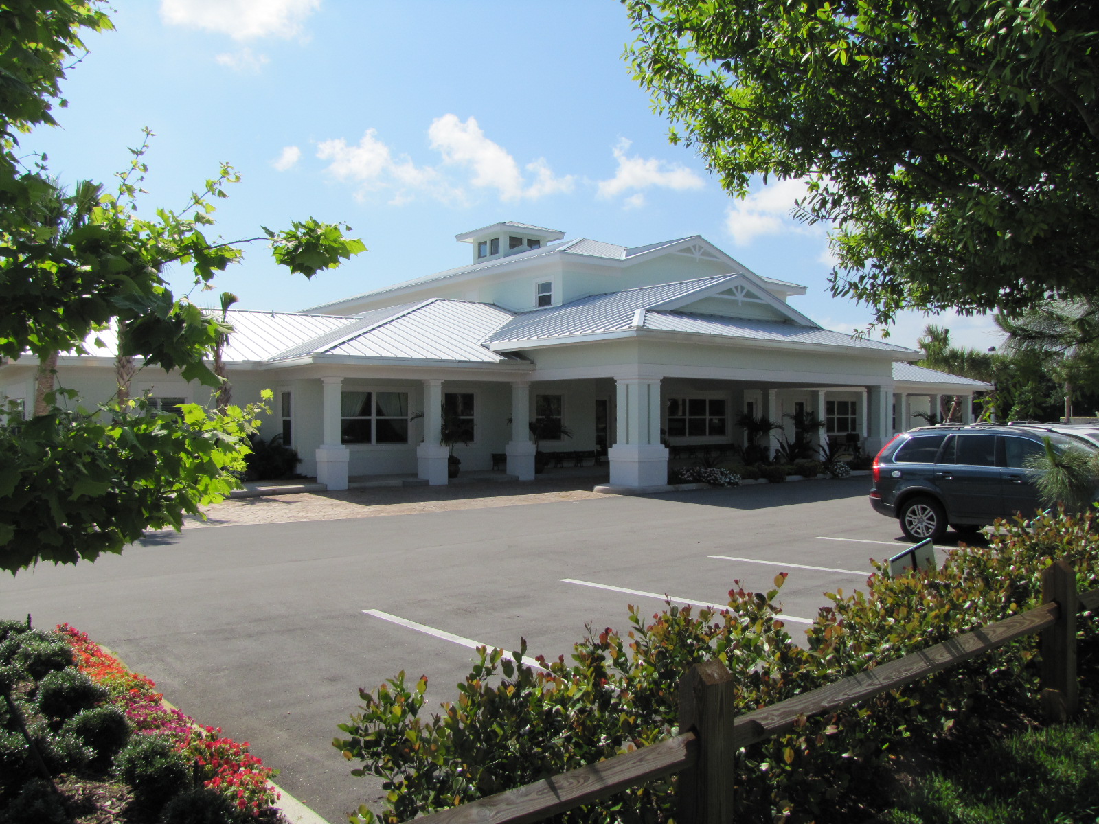 Turtle River Montessori Dropoff Native Landscaping.jpg