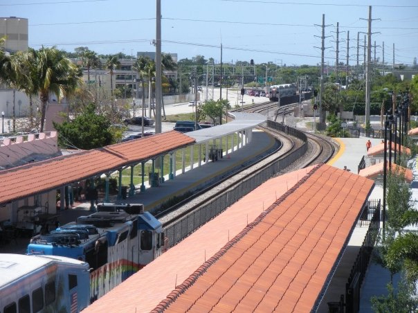 West Palm Beach Intermodal Transfer Facility TriRail train station.jpg