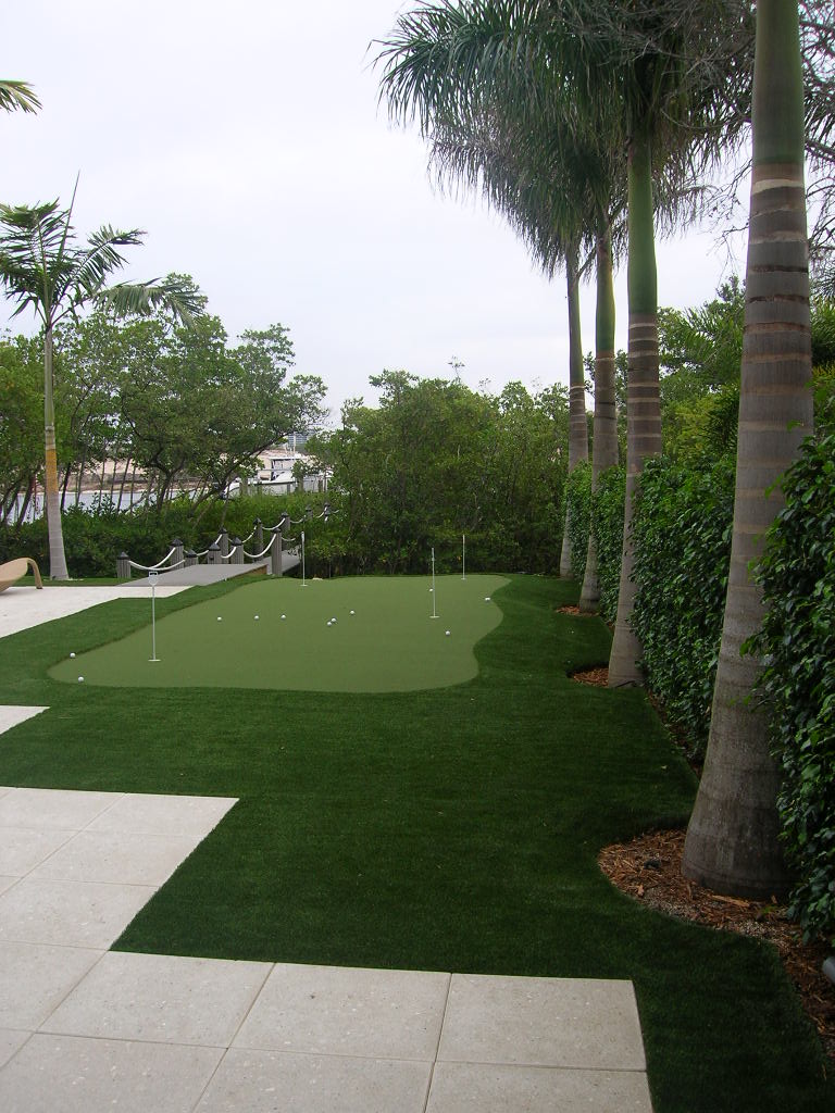 Palm Beach Gardens Intracoastal Residence Home Putting Green.JPG