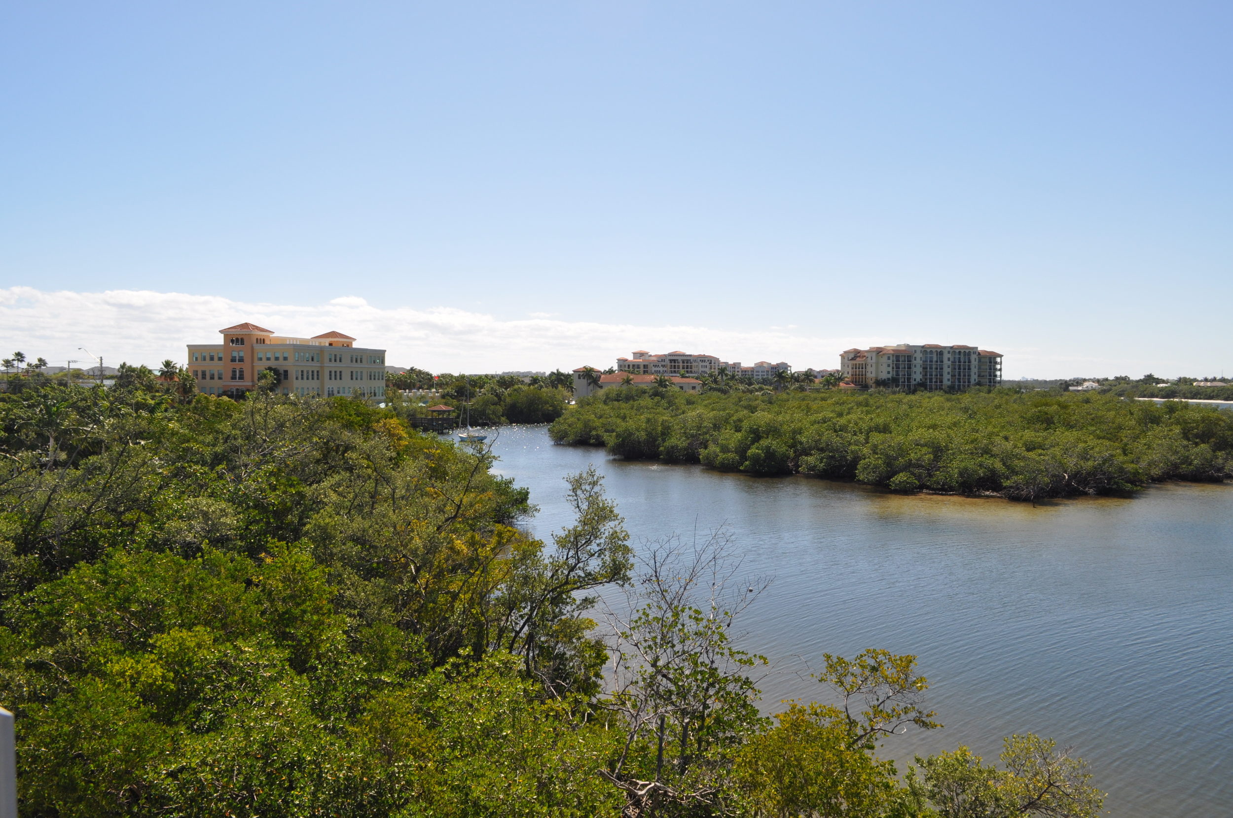 Jupiter Yacht Club Florida Intracoastal.JPG