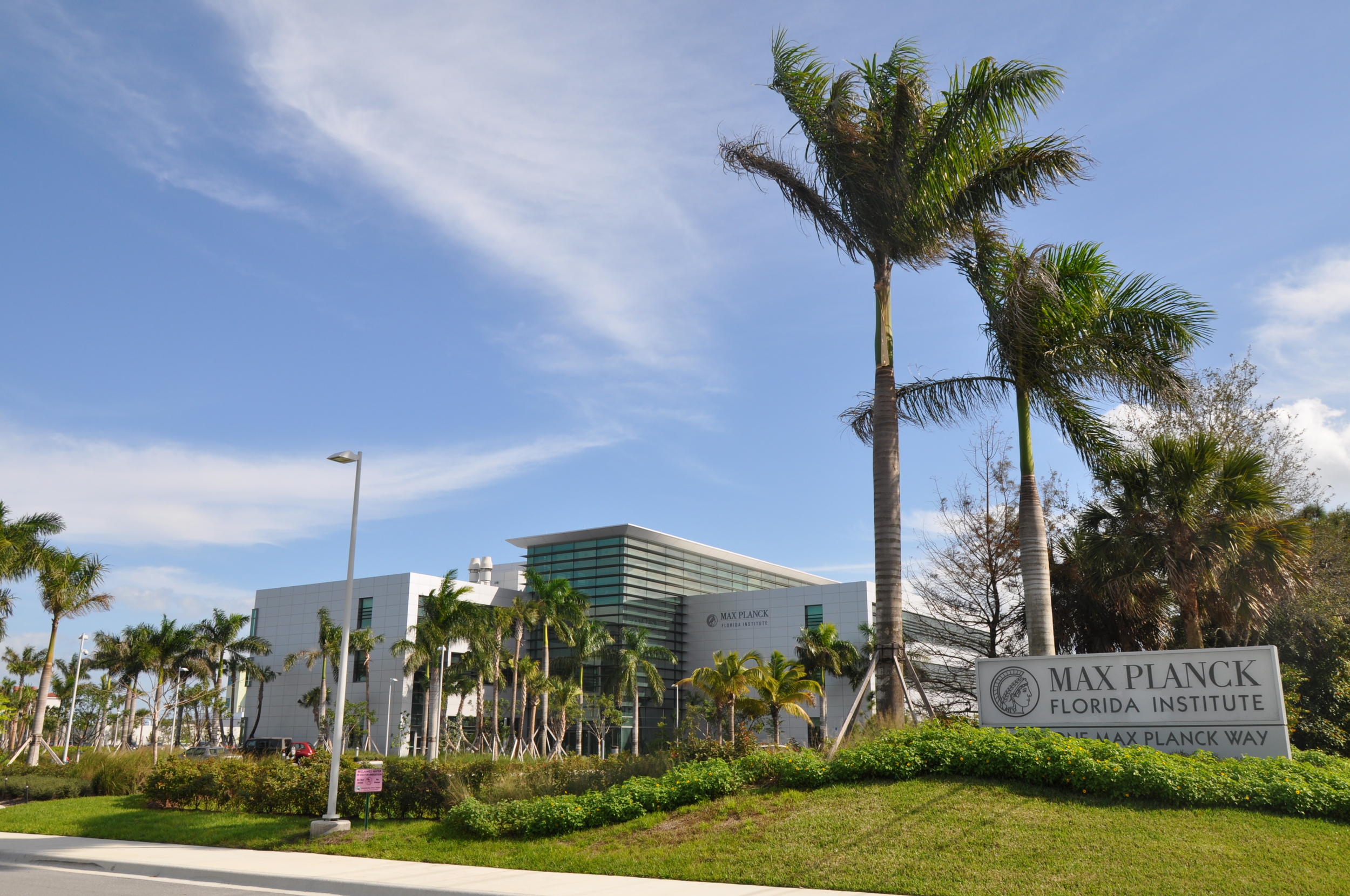 Max Planck  Florida Institute Monument Sign.JPG