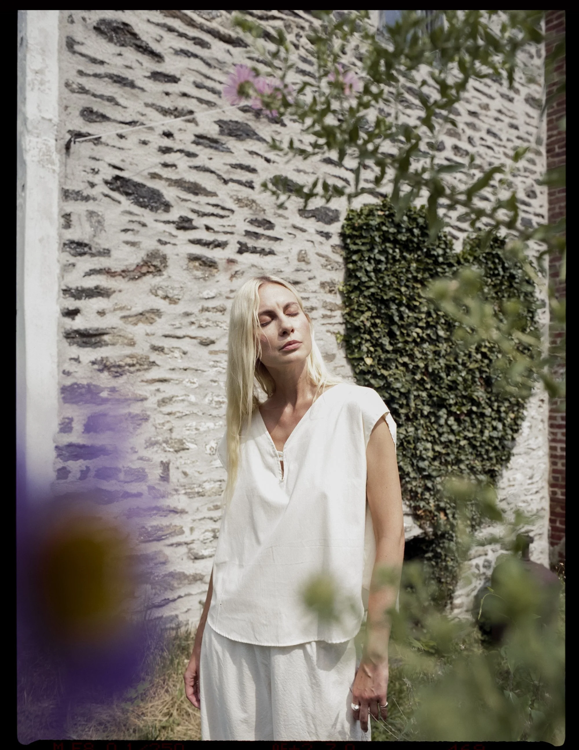 WOLHIDE_SS23_JG-SCAN_0116.JPG