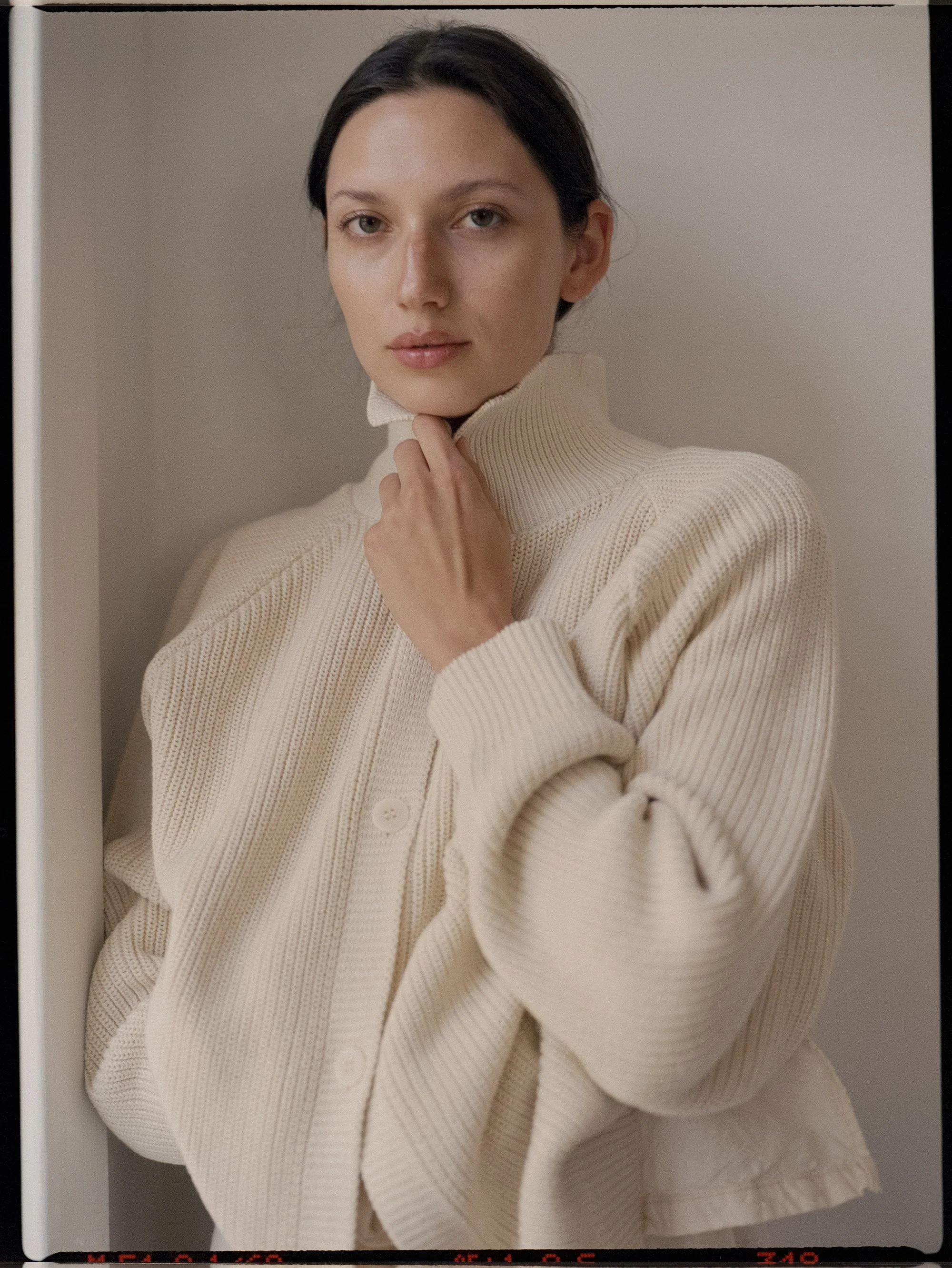 WolHide_SS25_StudioLookbook_Scan061_LR.jpg