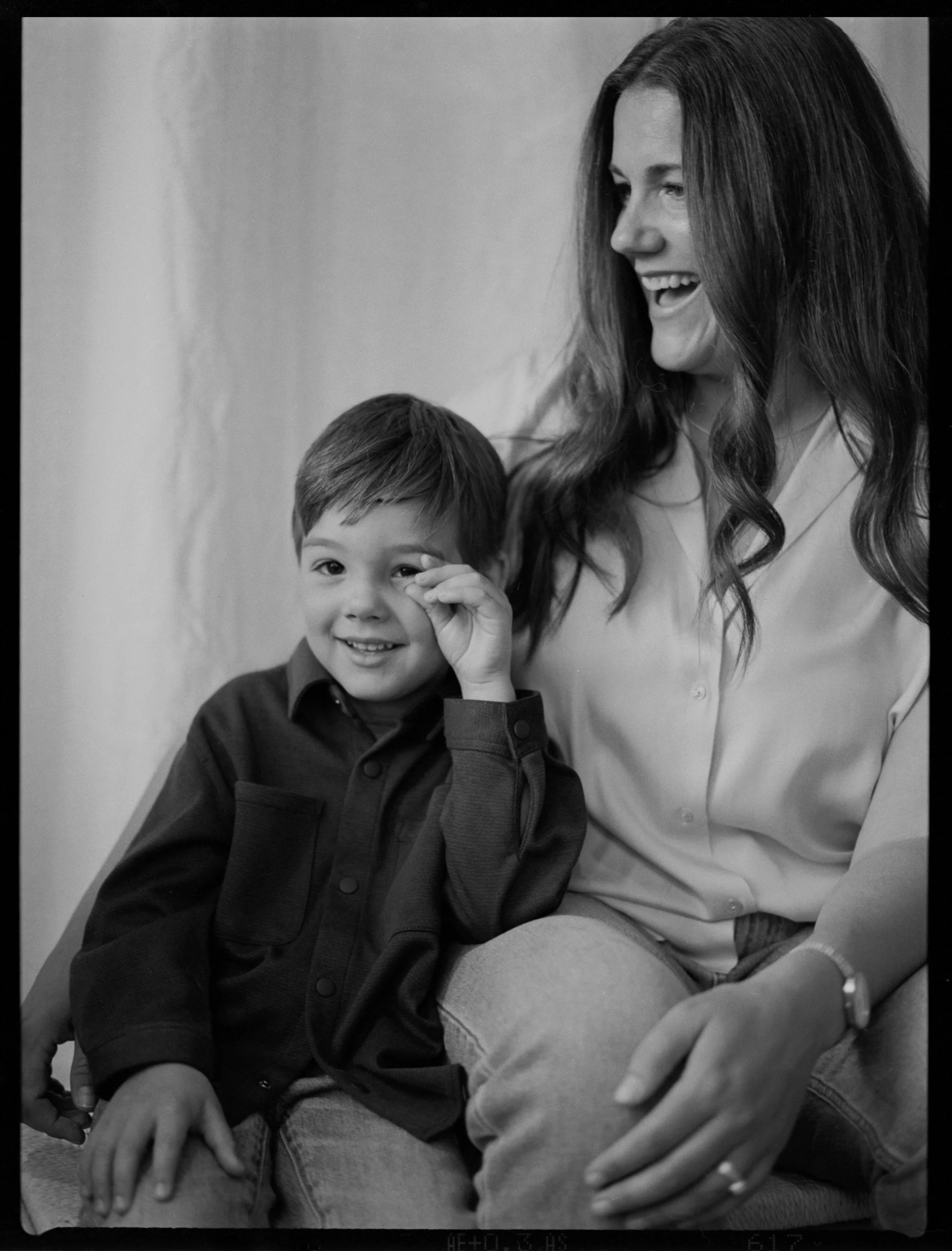 AliA_BWMothersDay26_035_LR.jpg