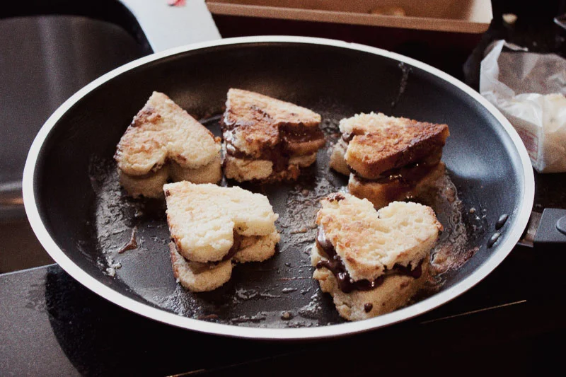 128js-Heart-Pound-Cake-PB-Sandwich-15.jpg
