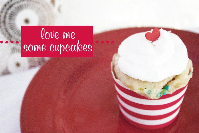 128js-Valentines-Heart-Cupcake-14-b.jpg