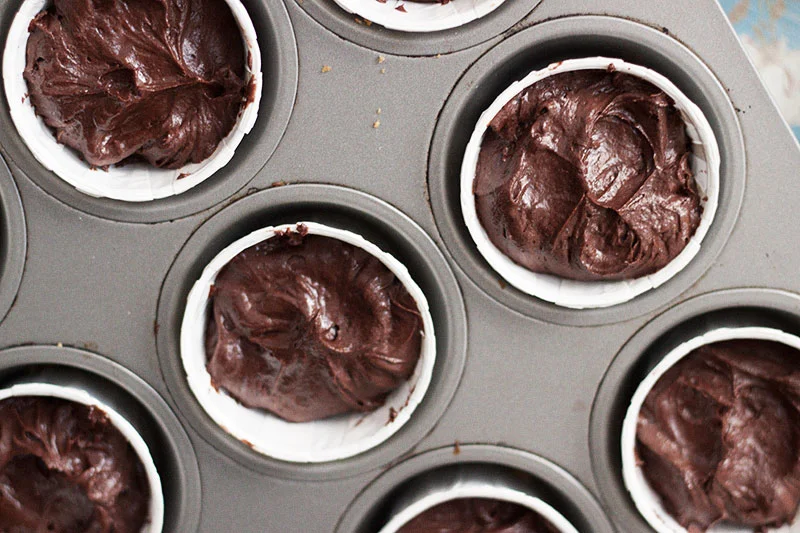 128js-Chocolate-Raspberry-Cheesecake-Cupcake-7.jpg