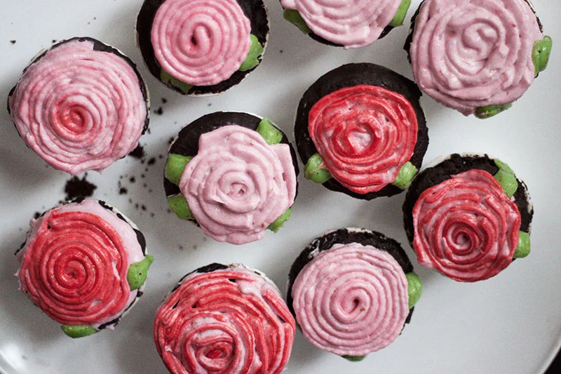 128js-Chocolate-Raspberry-Cheesecake-Cupcake-12.jpg