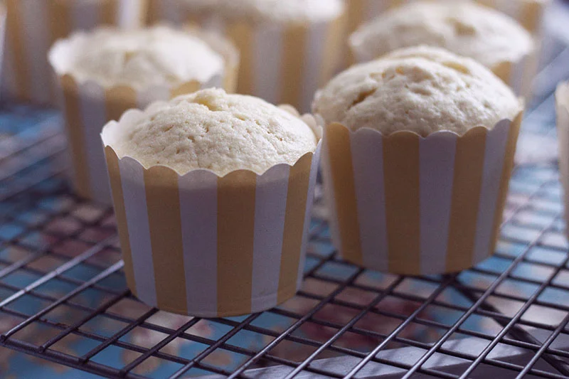 128js-Mint-Lemonaid-Cupcake-6.jpg