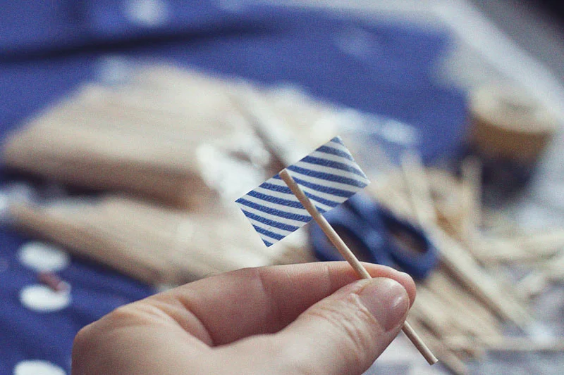 128johnst-Cupcake-Washi-Flag-3.jpg