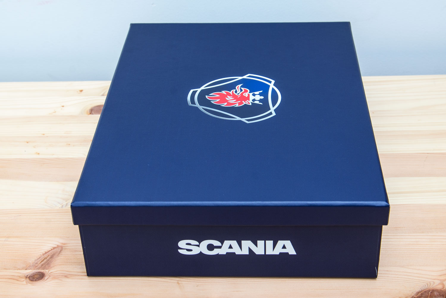 Scania-Box-8.jpg