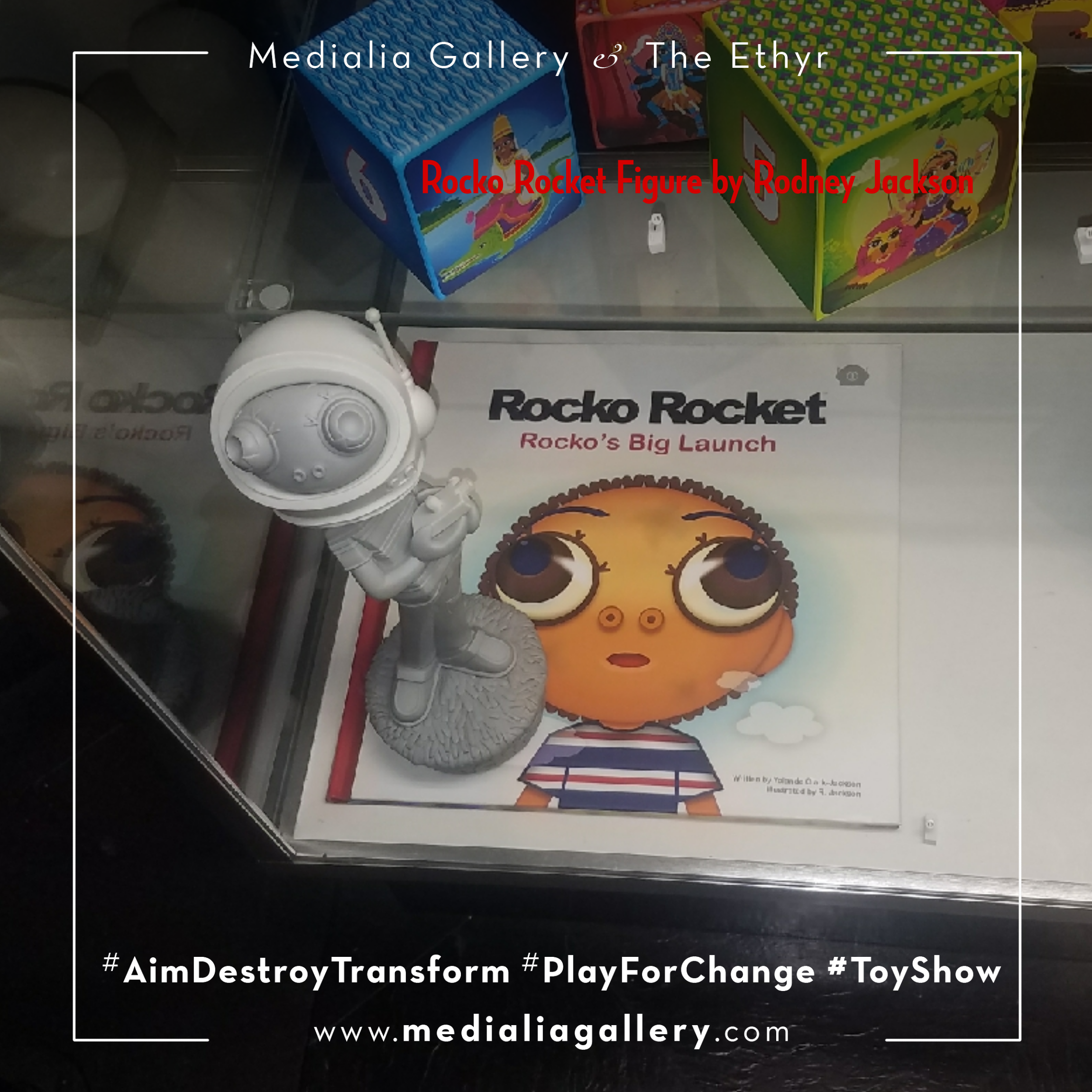 MedialiaGallery_The_Ethyr_AimDestroyTransform_Toy_Show_RodneyJackson_RockoRocket_YolandeClarkJackson_III_November_2017.jpg.png