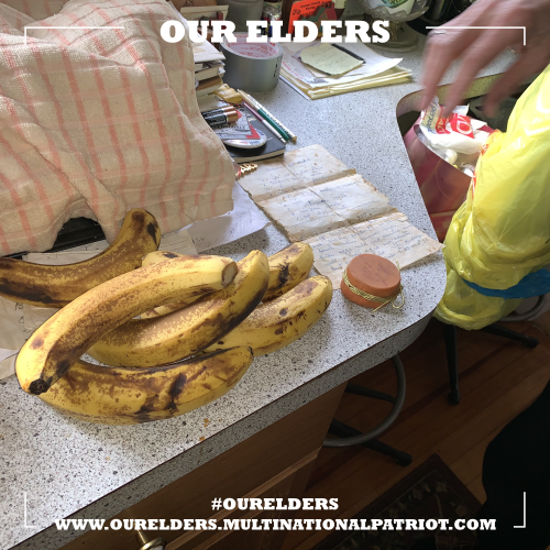 Spotted at the grocery store: ripe bananas perfect for banana bread!