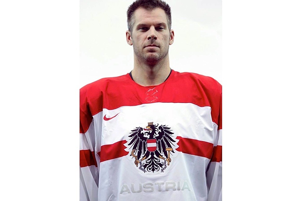  Austria's white jersey features the national coat of arms as well as a near re-creation of the flag (red-white-red). 