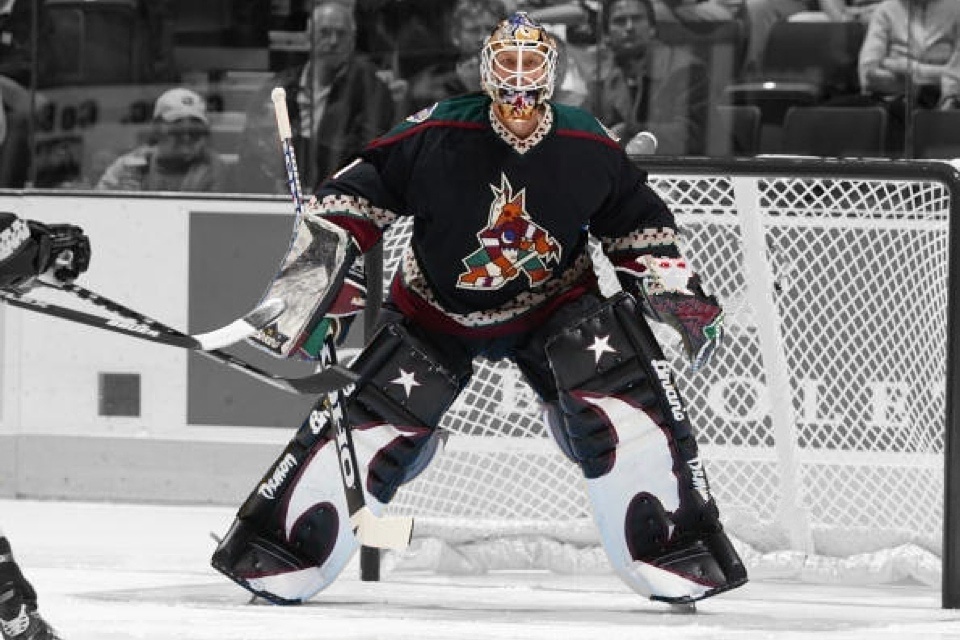 Arizona Coyotes' rebrand led by return of Kachina logo on home, away jerseys