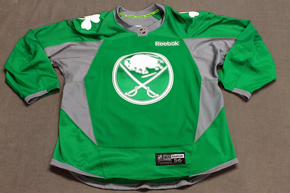NHL marks St. Patrick's Day with weekend of green —