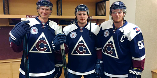 Avalanche officially reveal Colorado-themed third jersey —