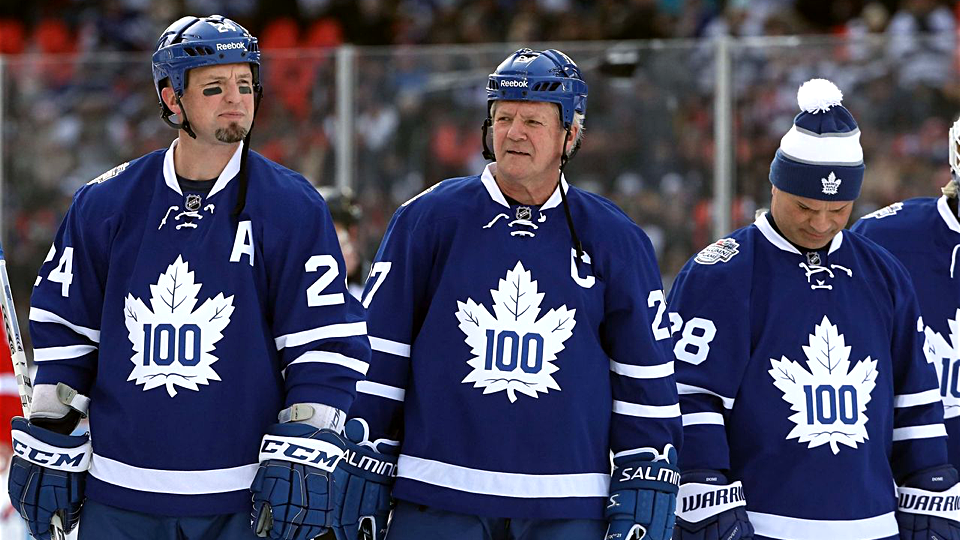 Maple Leafs, Red Wings unveil Centennial Classic sweaters