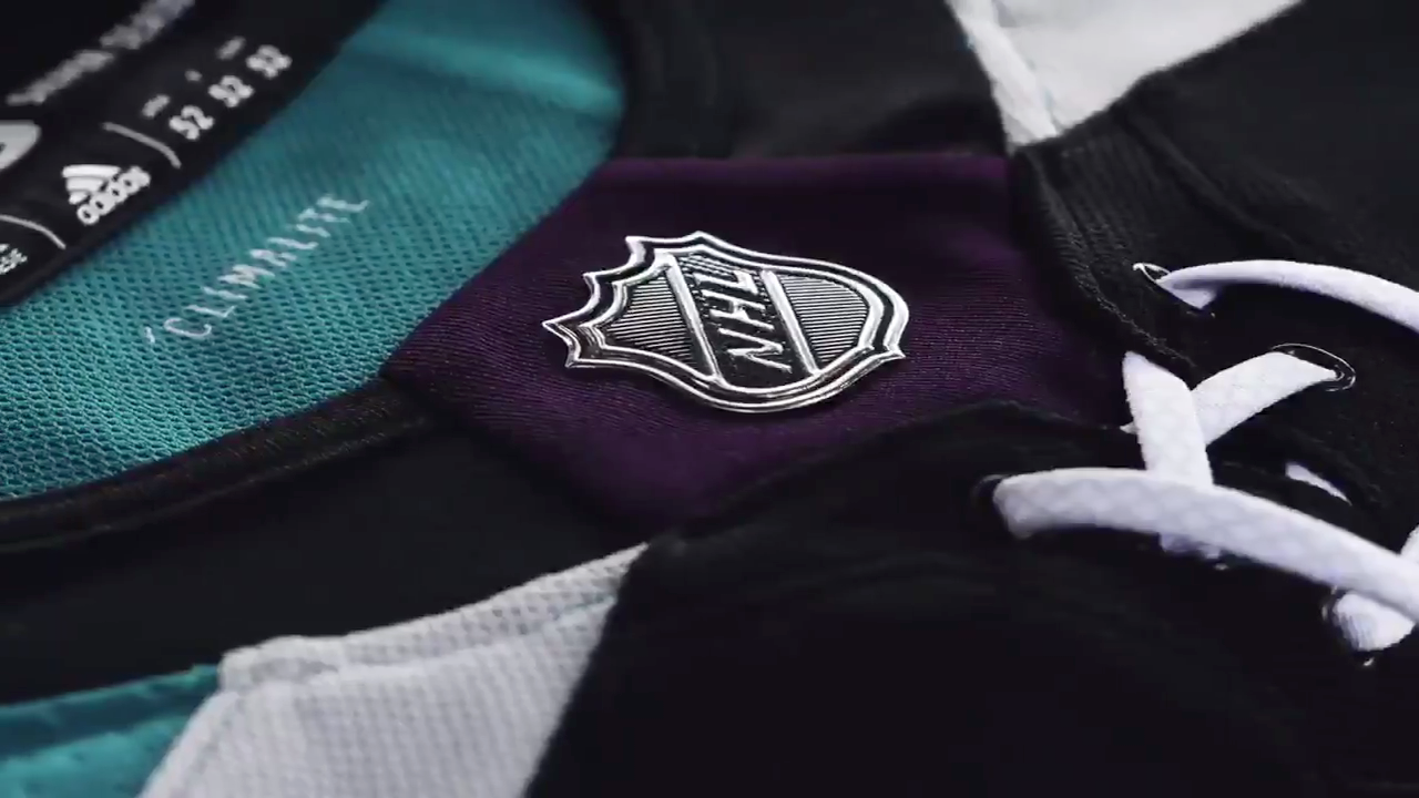 Ducks unveil 30th anniversary jersey with classic eggplant purple and green