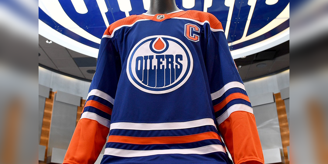 oilers dark blue jersey