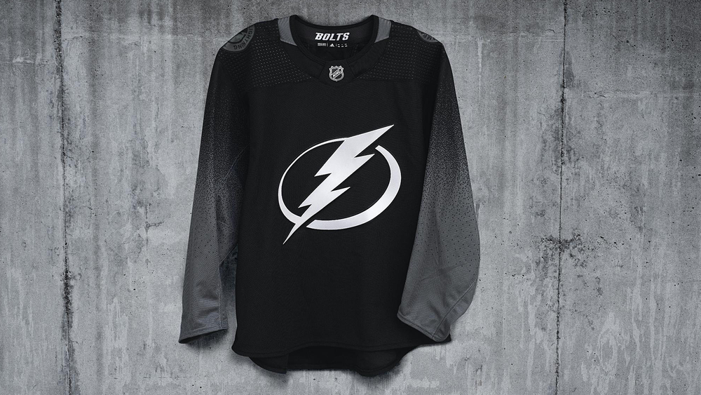 Evenly Deter argument Lightning finally reveal new alternate uniform! — icethetics.co