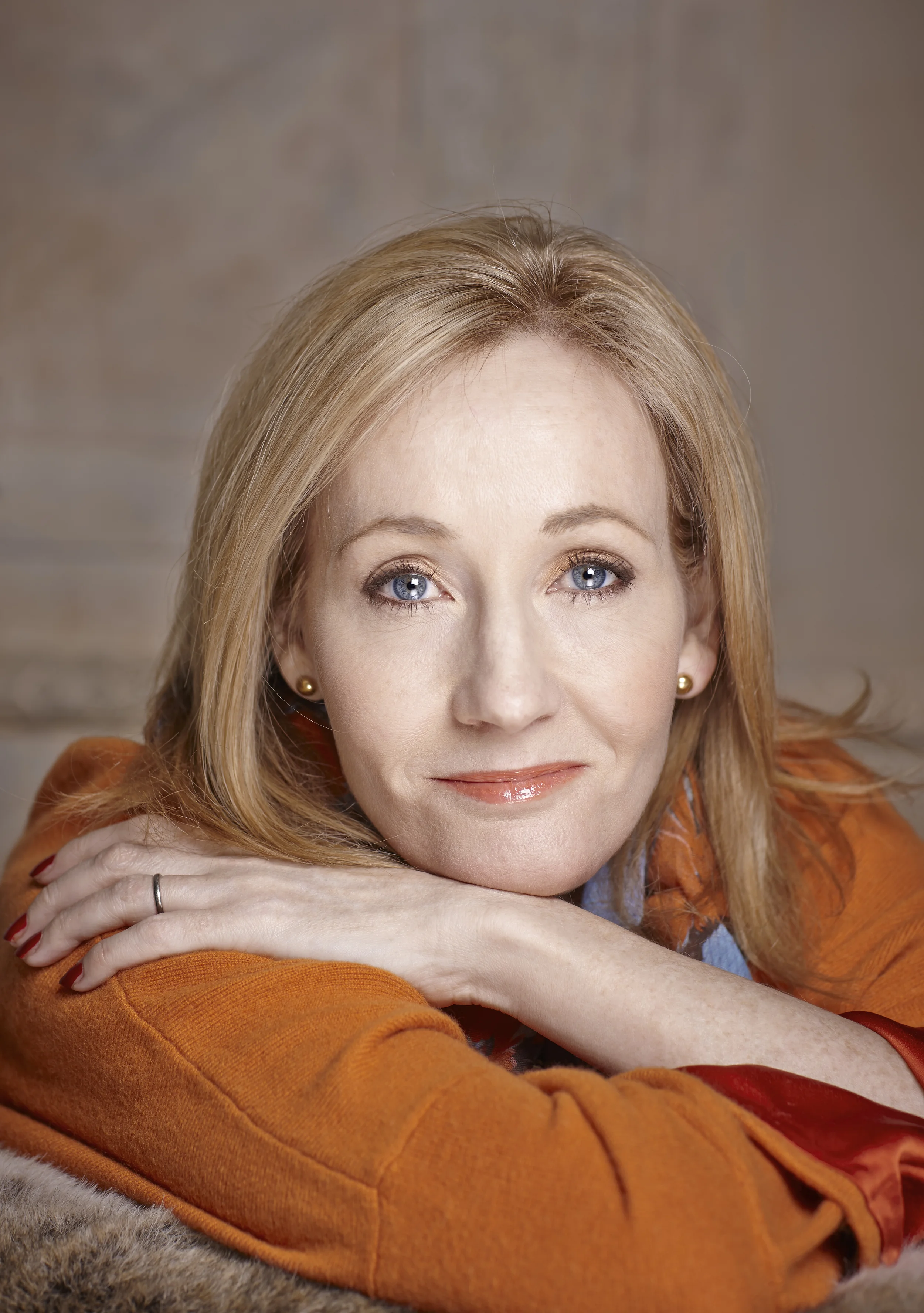 jk-rowling-official-portrait.jpg