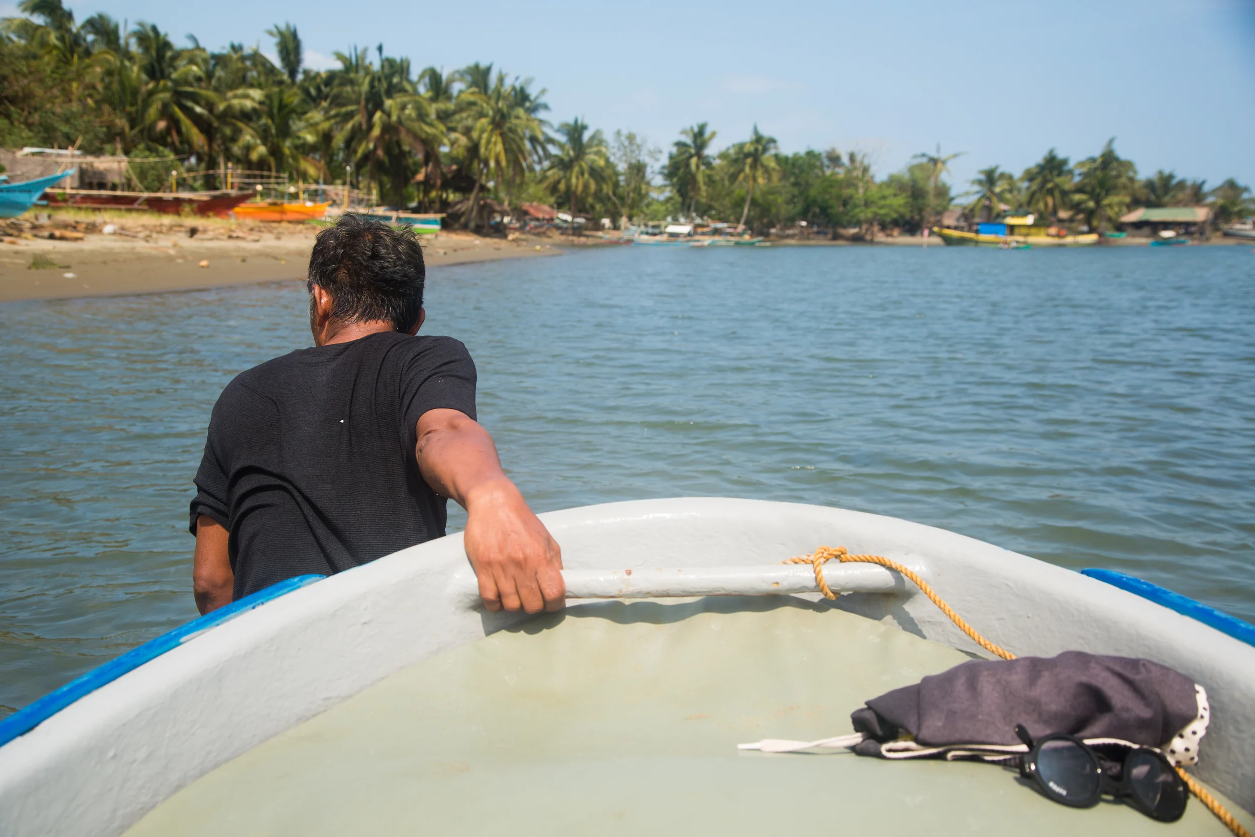 When the boat breaks down there is only one thing to do. Pull it.