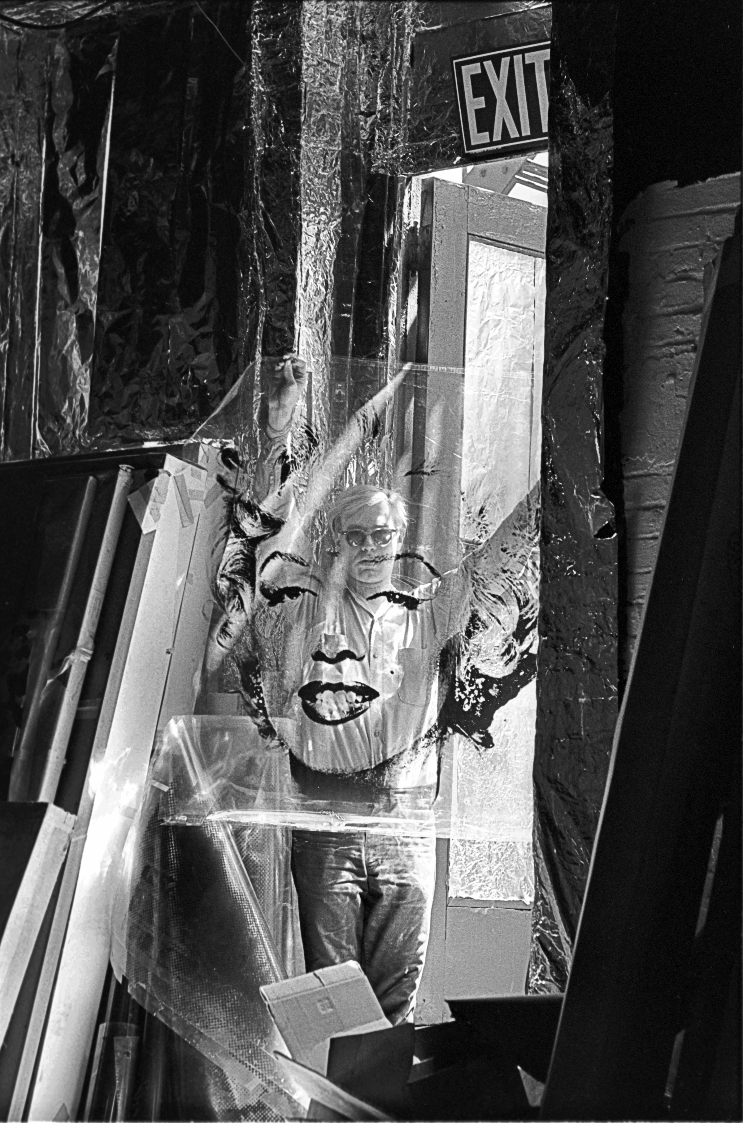 William John Kennedy, Homage to Warhol’s Marilyn , 1964, East 47th Street Factory, New York City , gelatin silver print, from William John Kennedy: The Warhol Museum Edition . Courtesy of www.kiwiartsgroup.comand www.warhol.org/editions.