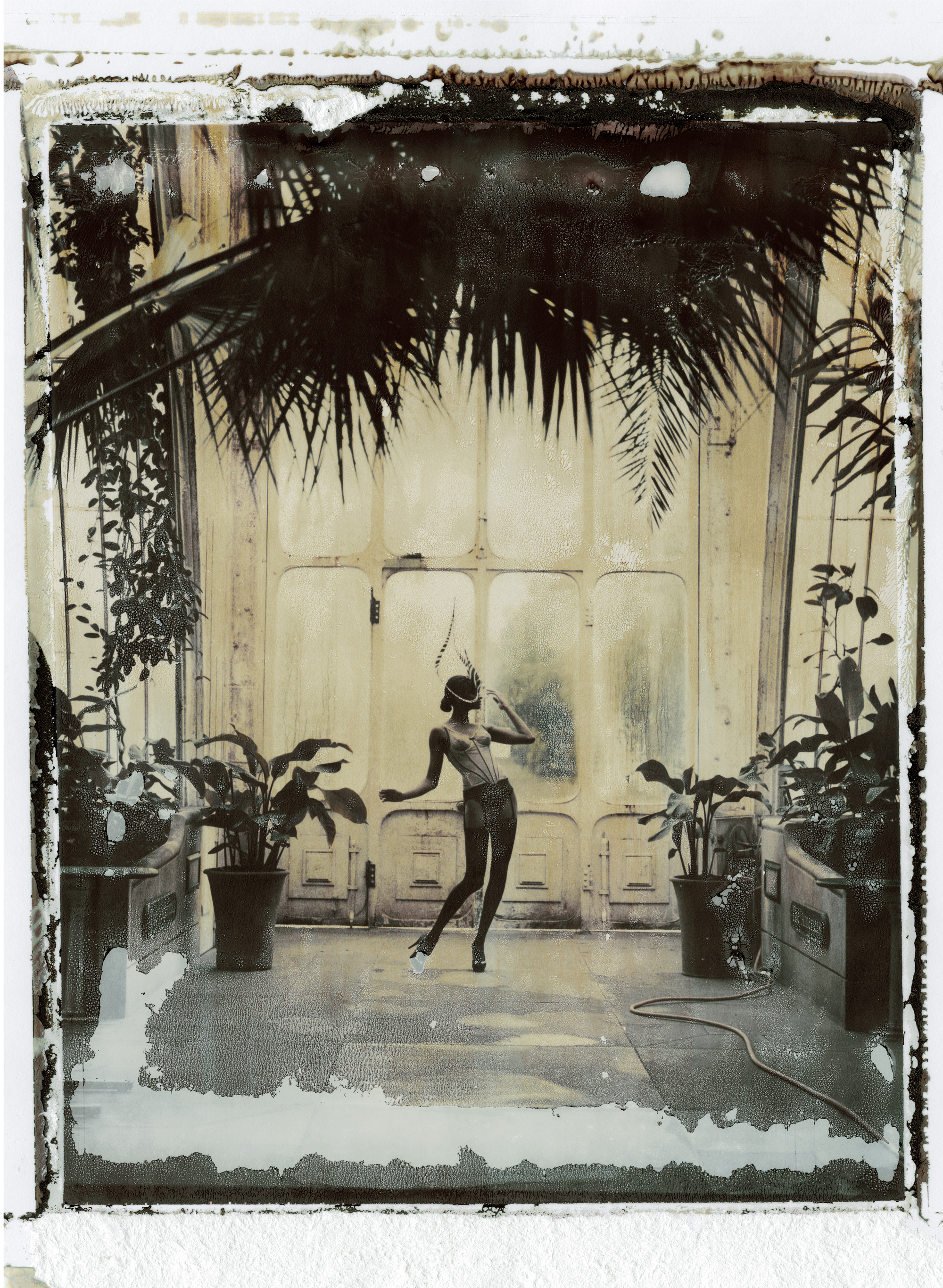 KEW GARDENS, PHILIP TREACY (HAT), CADOLLE (LINGERIE), 2009. Chromogenic print from original polaroid, 24 x 20 inches (60 x 50 cm). © Cathleen Naundorf / Courtesy Edwynn Houk Gallery, New York & Zürich