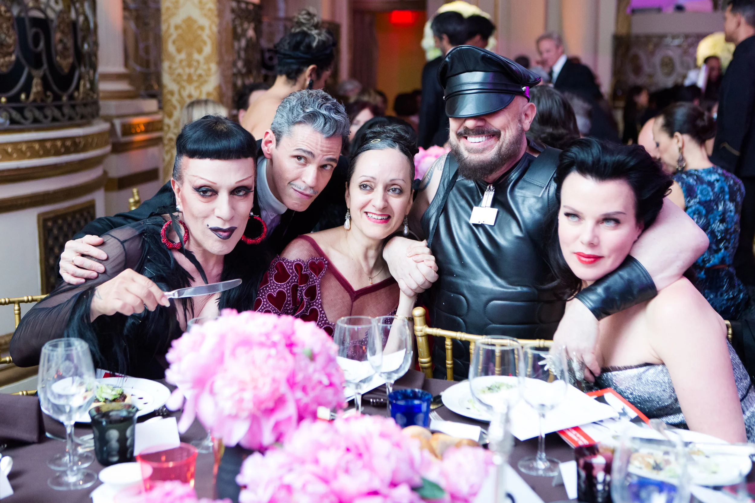 El Museo del Barrio's Gala honoring Ruben & Isabel Toledo and MAC Cosmetics, celebrating Antonio Lopez. Joey Arias, Ruben Toledo, Isabel Toledo, Peter Marino, Debi Mazar. Photo by BFA/Cart Timpone.